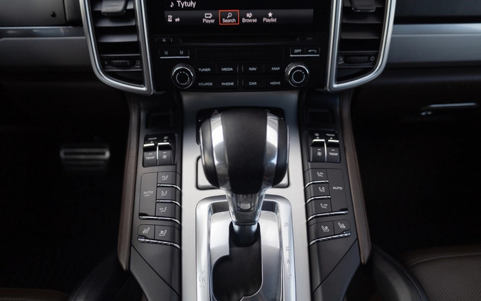 Porsche Cayenne cena 270000 przebieg: 122219, rok produkcji 2016 z Brześć Kujawski małe 631